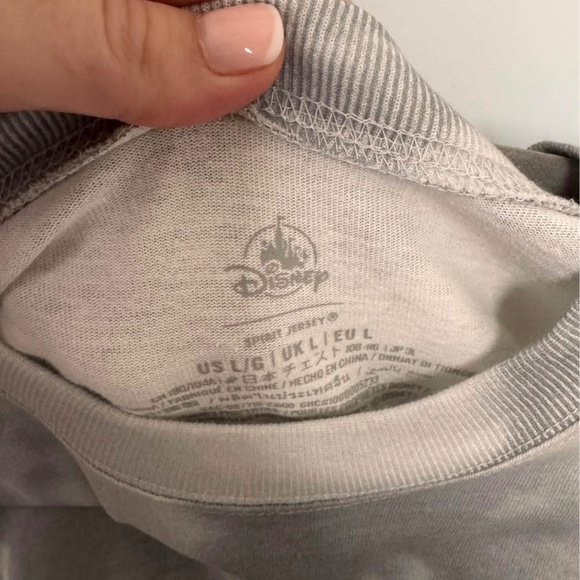 Disney Sleeping Beauty Castle Tie-Dye Spirit Jersey for Adults Disneyland L New - Picture 3 of 5